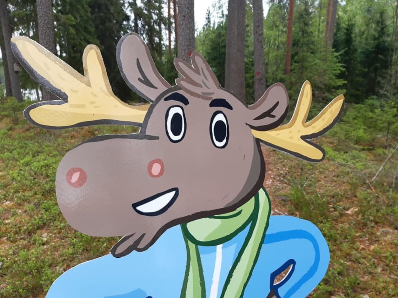 Kustaa menee metsään.