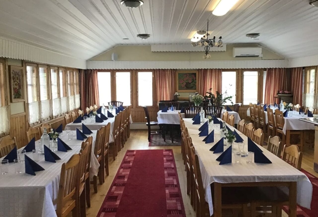 Wanha Asema Dining Hall