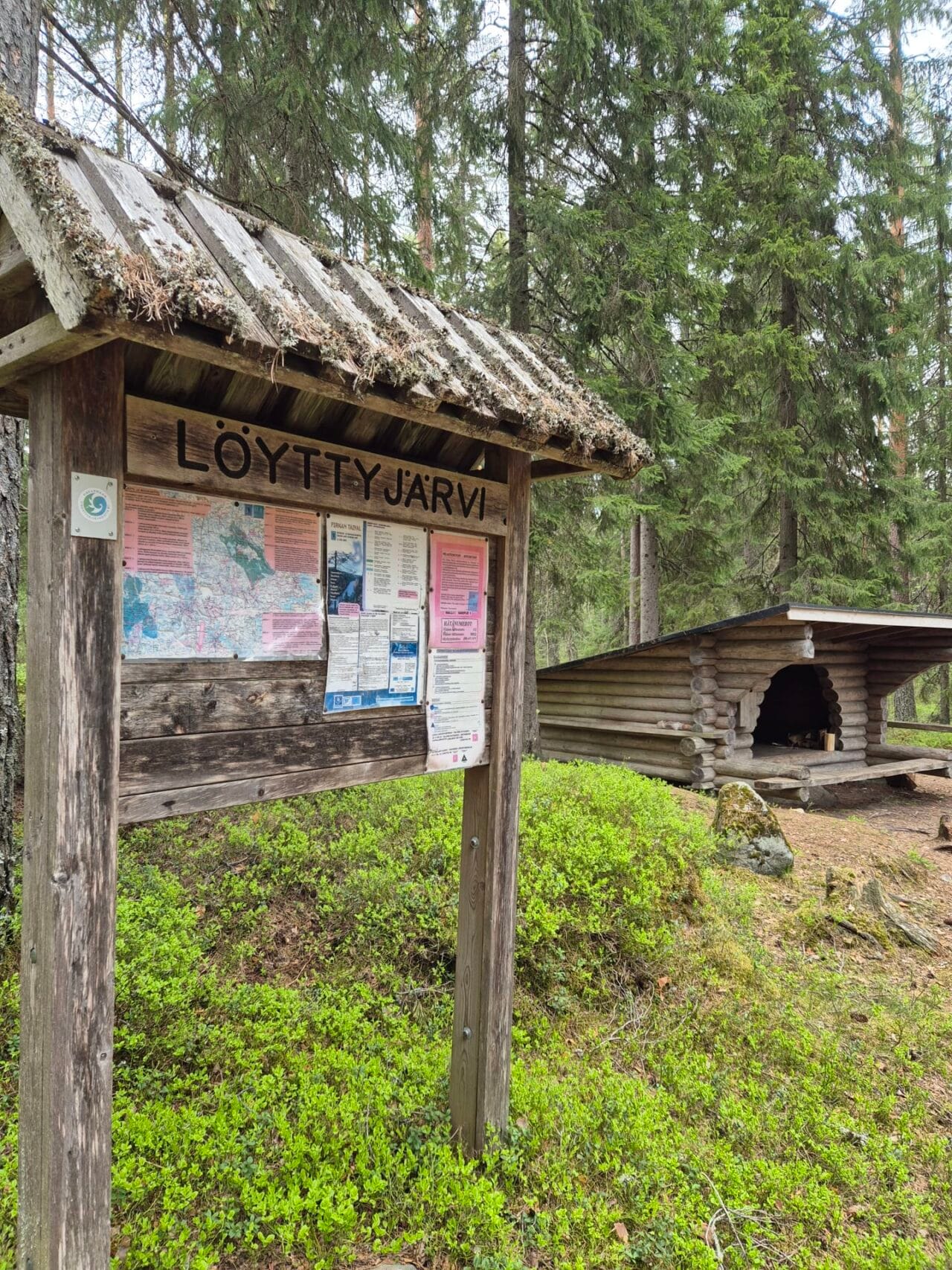 A sign at the campfire site