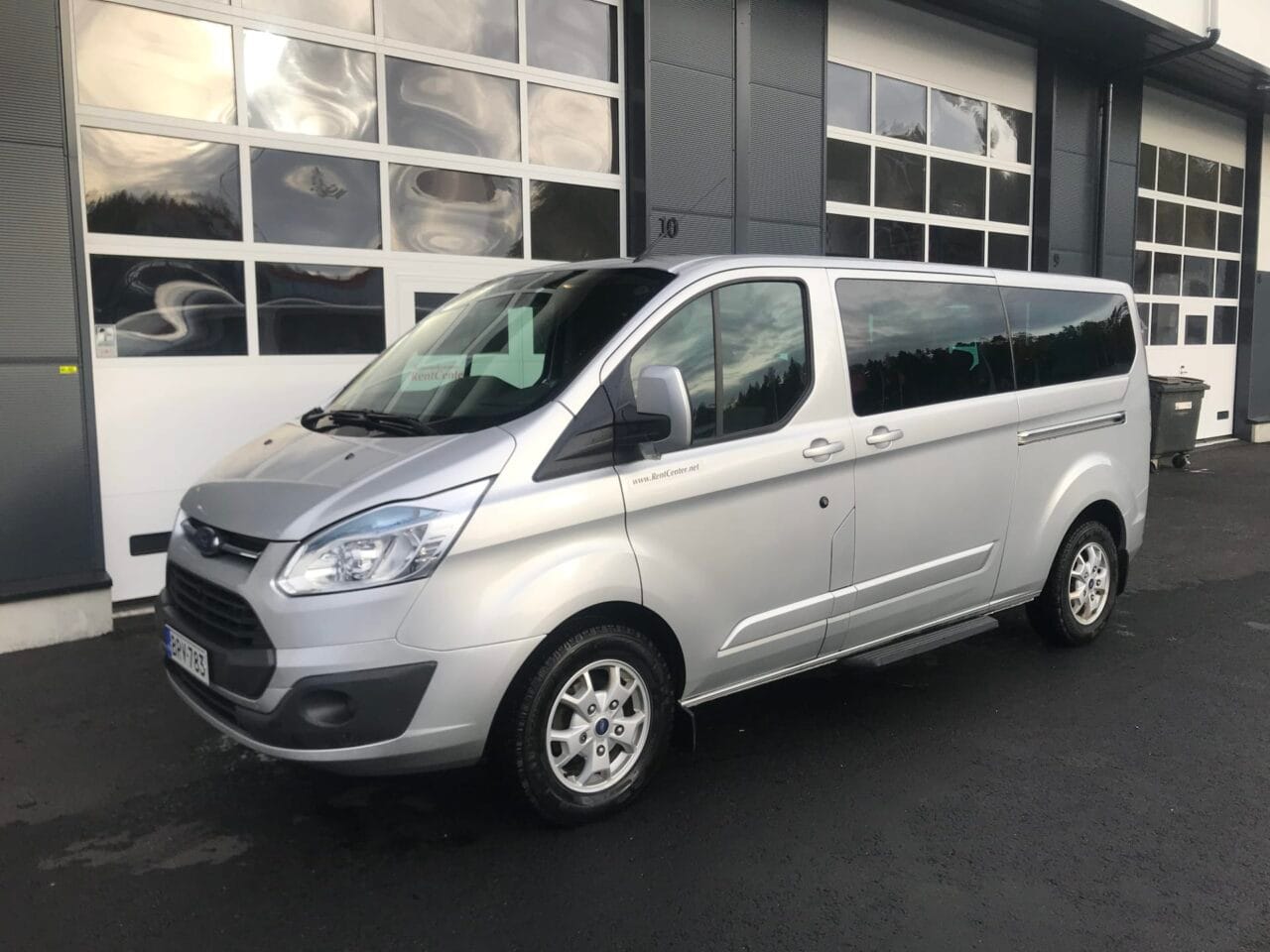 Minibus rental