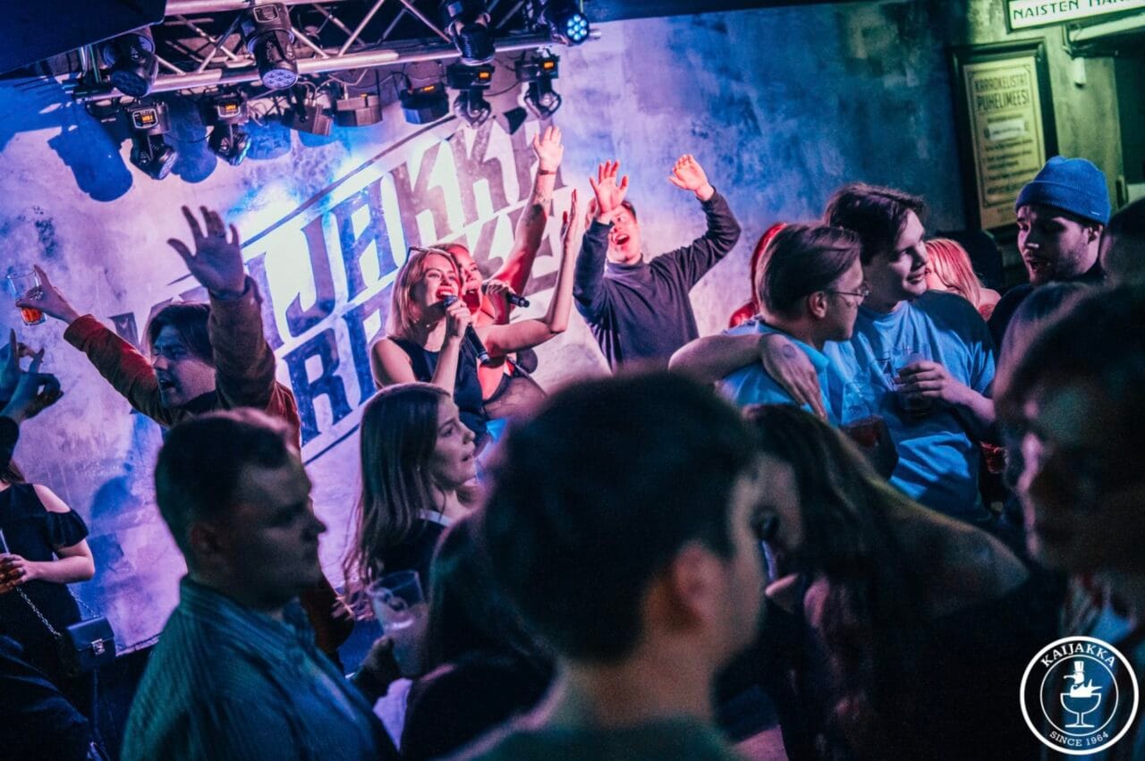 Karaoke Every day