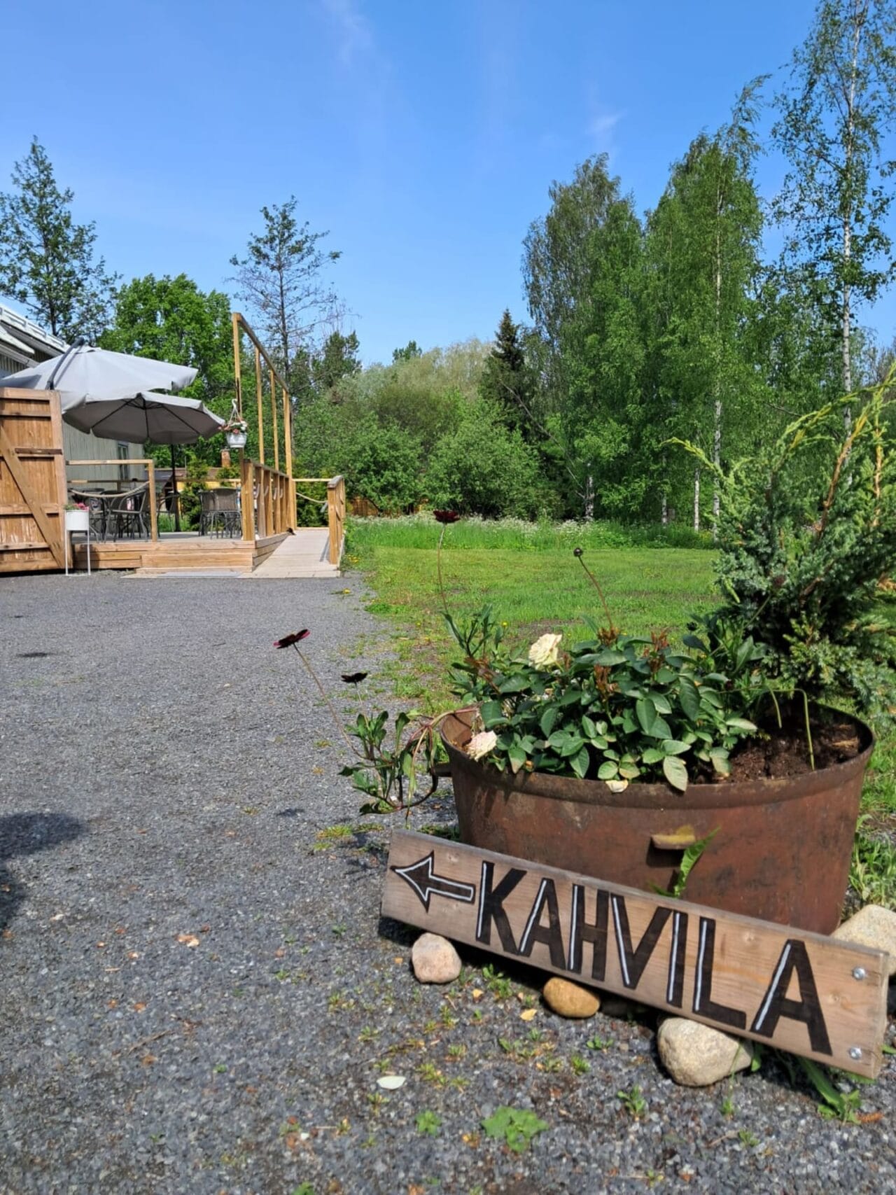 Kahvilan pihamaata