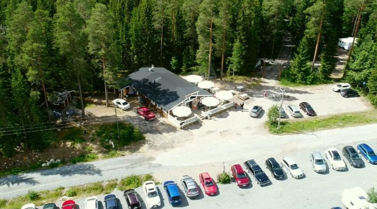 Ravintola ilmasta käsin