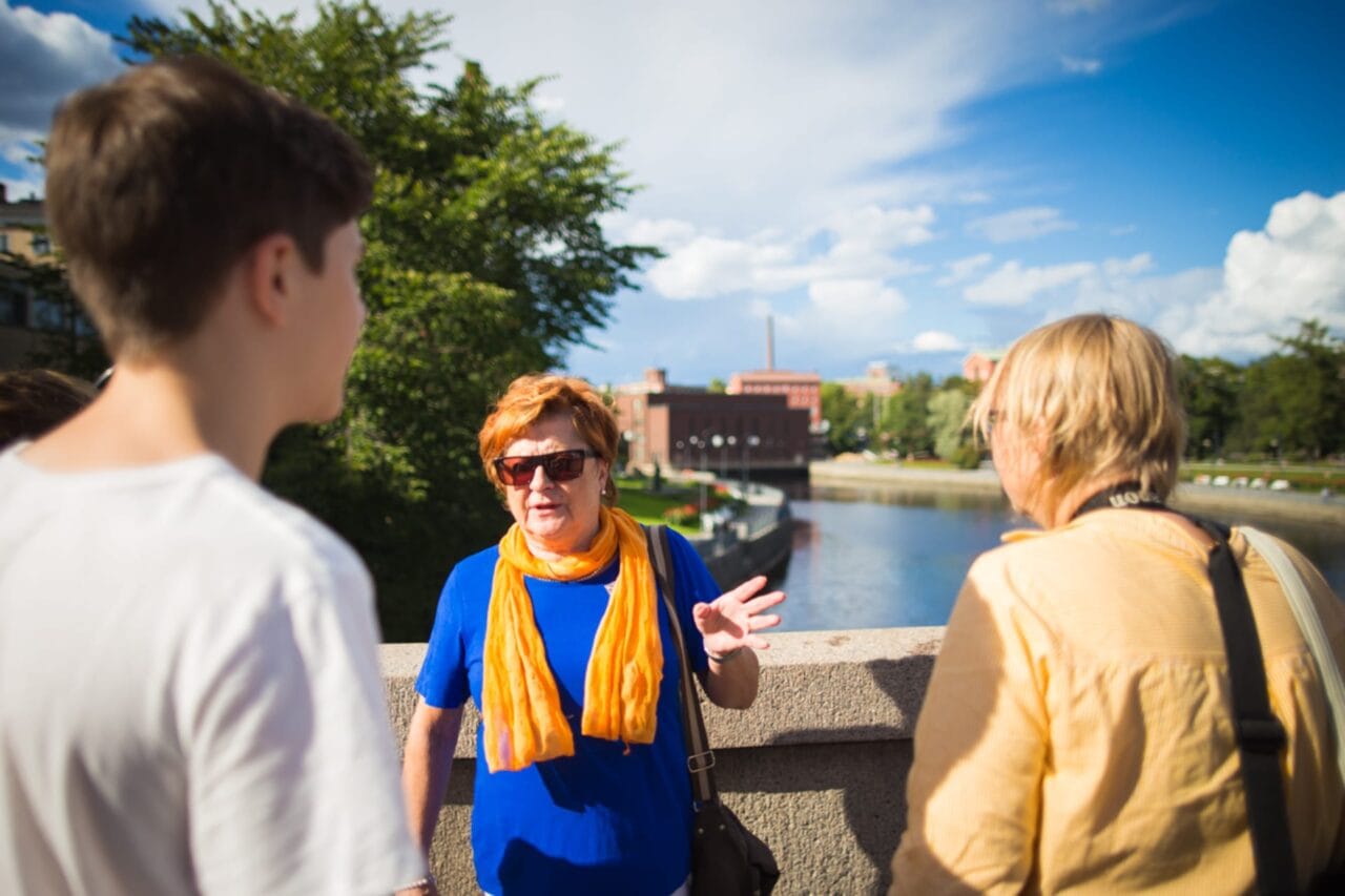 Guided walking tour in Tampere