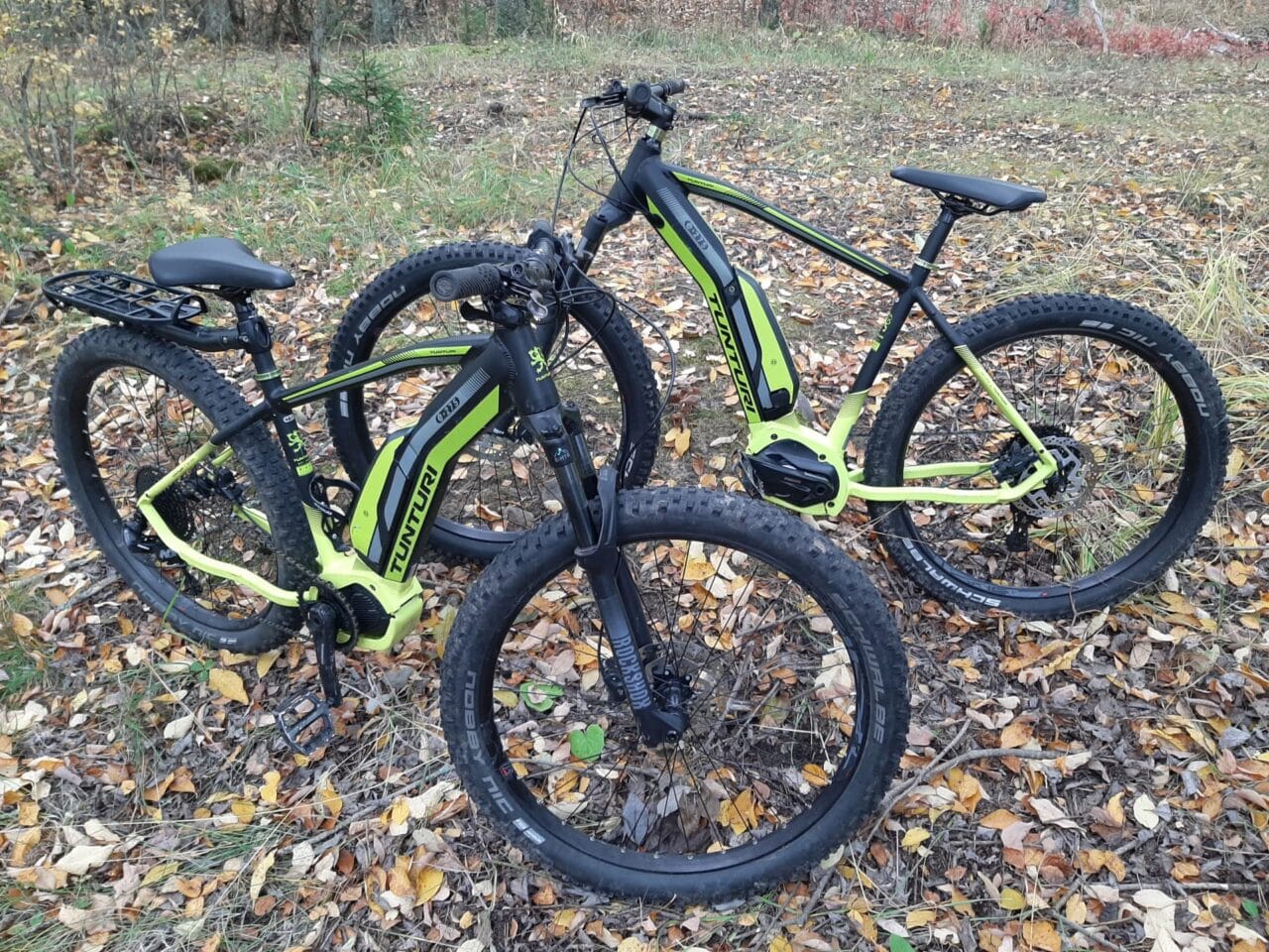 Pyöriä maastossa