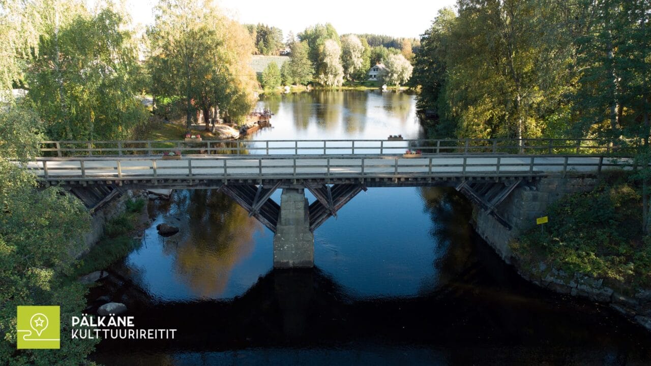 Vanha silta Laitikkalan kylässä