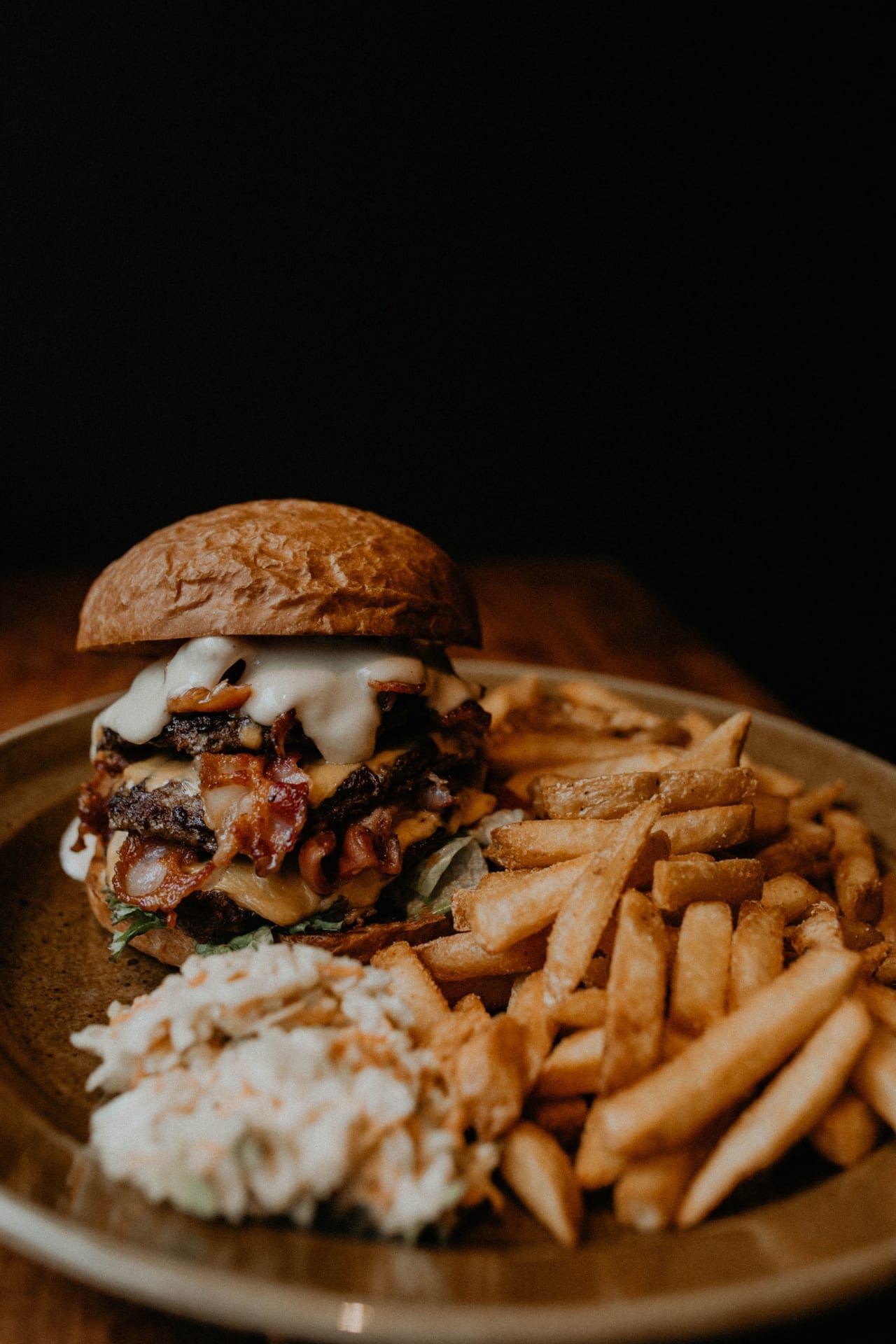 Zarillo Restaurant in Tampere, premium hamburger.