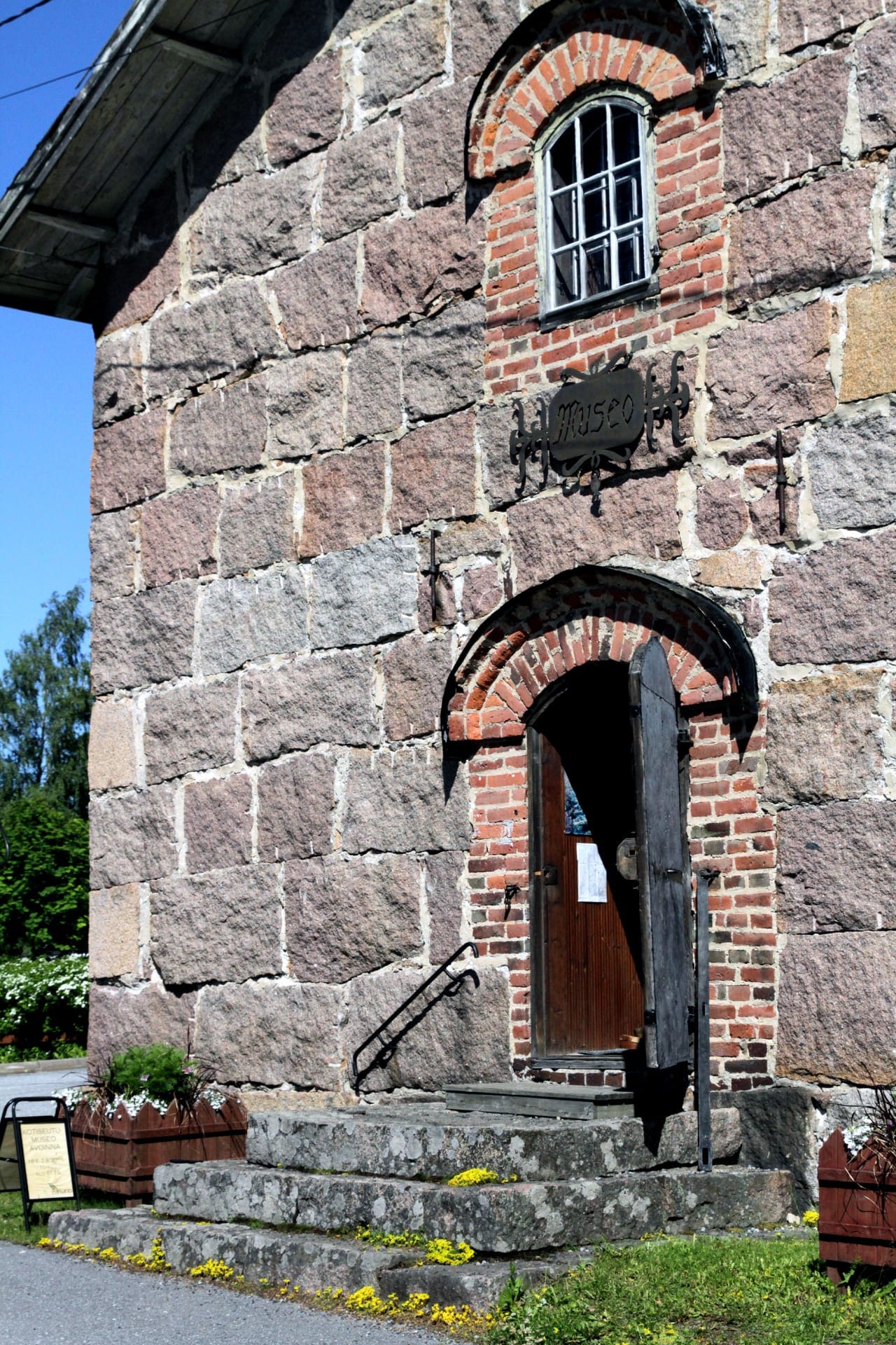 Entrance of the museum.