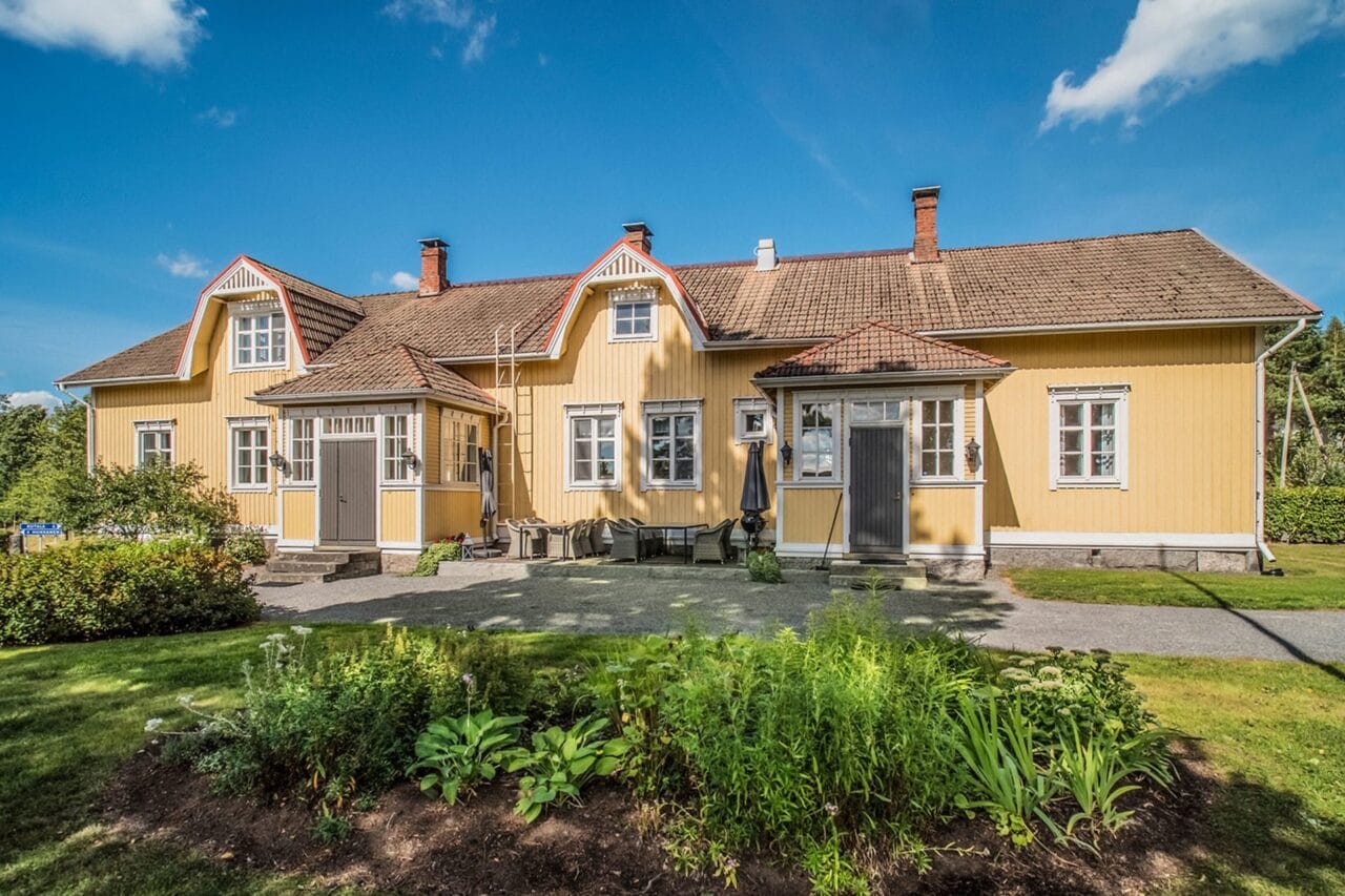 Mattilan Majatalo tarjoaa viihtyisää majoitusta keskellä kauneinta maaseutua Sastamalassa.