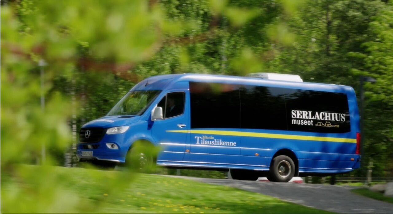 Bus to the museum