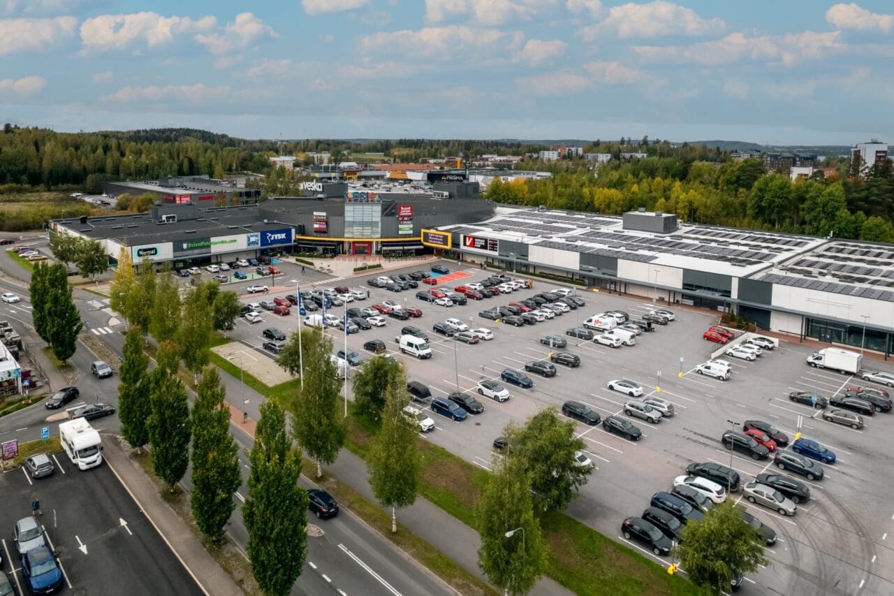 Kauppakeskuksen ilmakuva