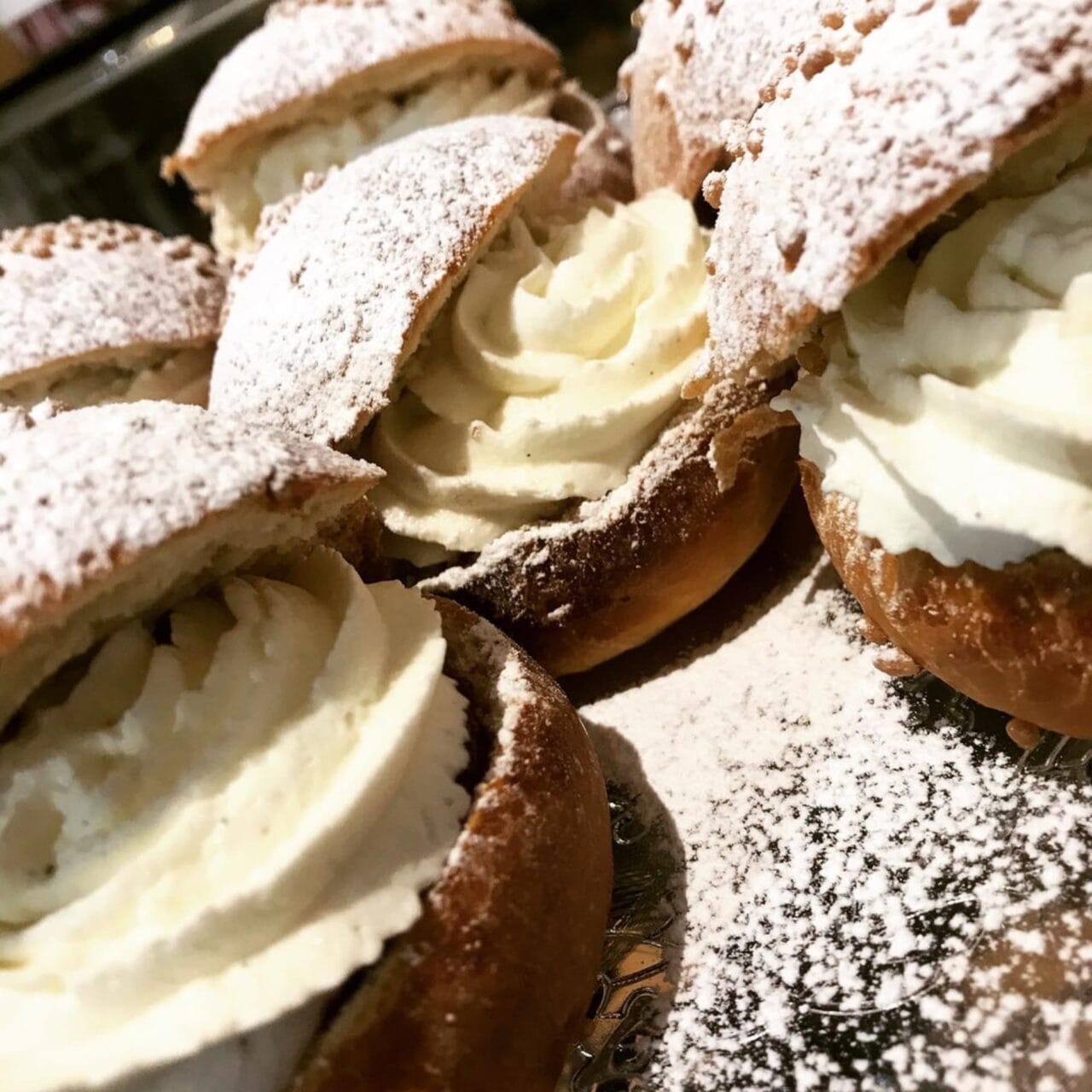 Wilhelmiina's bun with cream