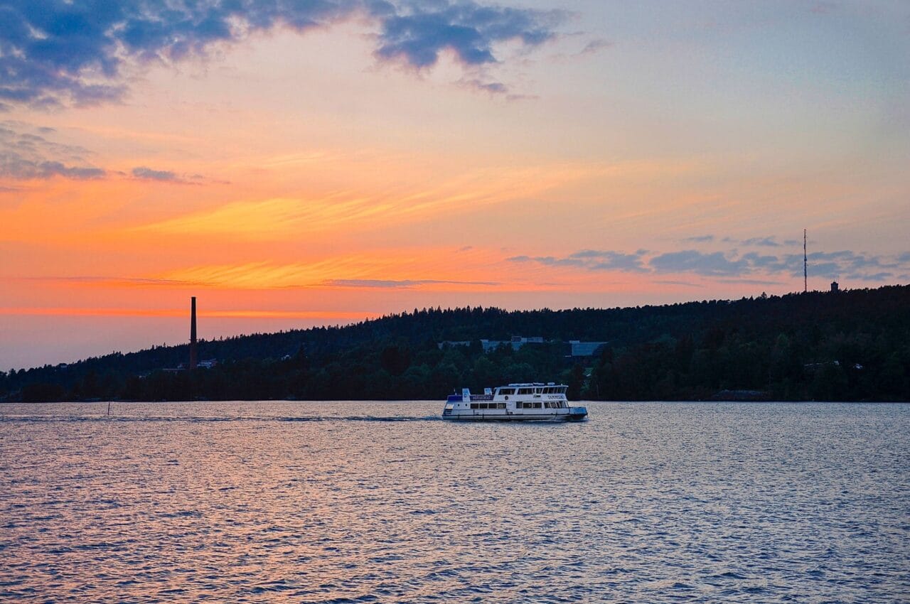 M/S Tammerkoski toimii tanssilattiana